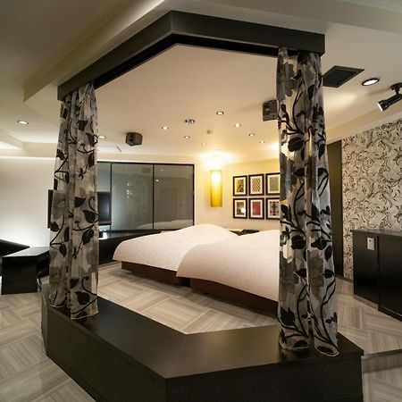 Royal Hotel Uohachi Bettei Оґакі Екстер'єр фото
