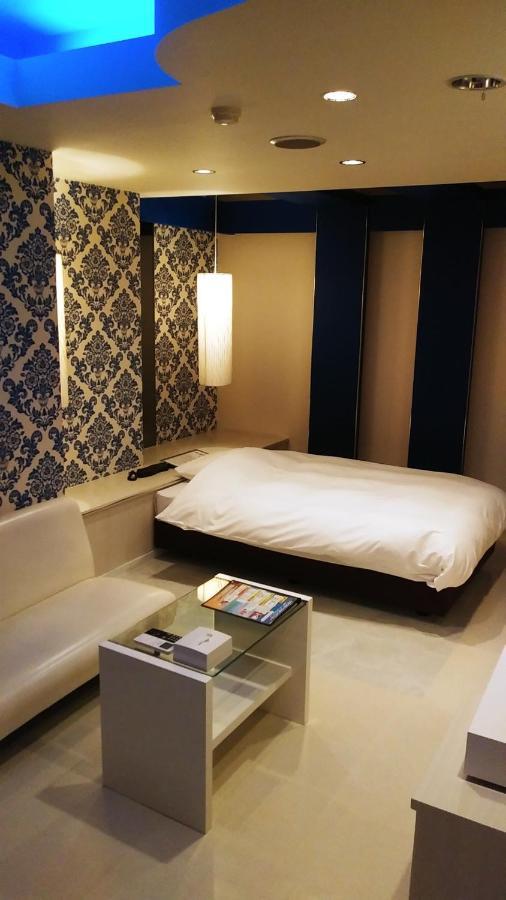 Royal Hotel Uohachi Bettei Оґакі Екстер'єр фото