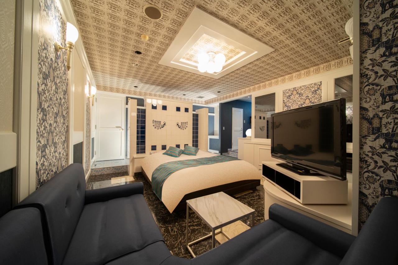 Royal Hotel Uohachi Bettei Оґакі Екстер'єр фото