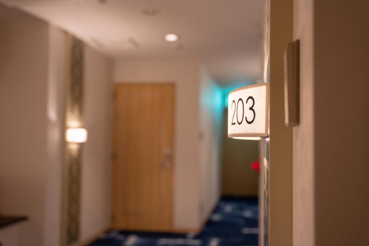 Royal Hotel Uohachi Bettei Оґакі Екстер'єр фото